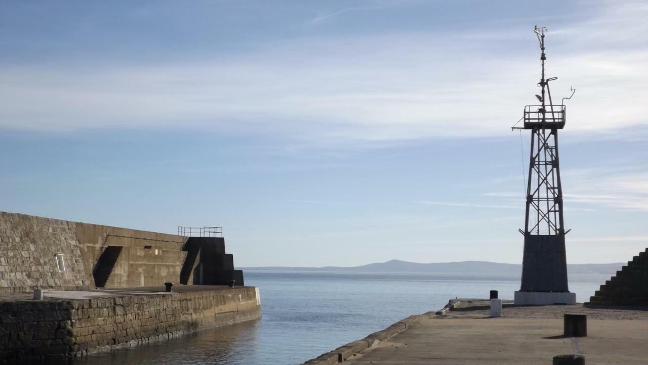 Firthview Cottage Lossiemouth ภายนอก รูปภาพ